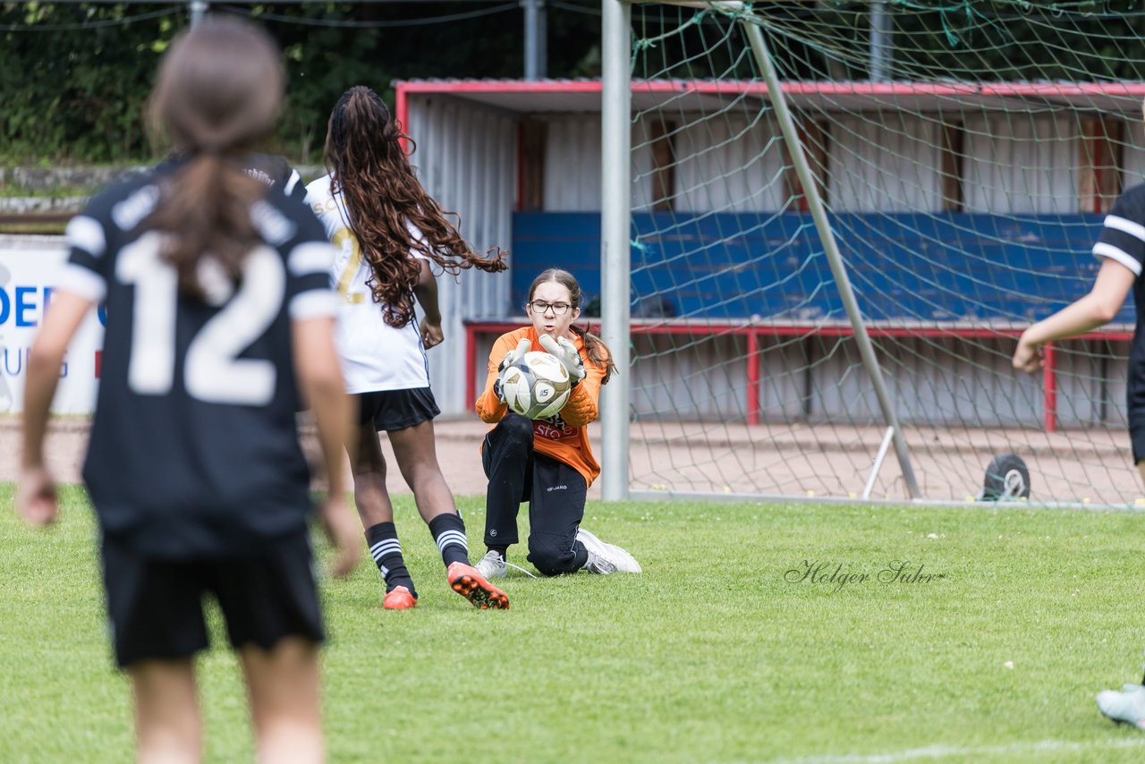 Bild 116 - Loewinnen Cup